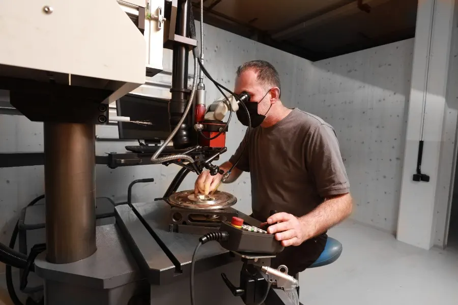 Laser weld on the magnet rotor